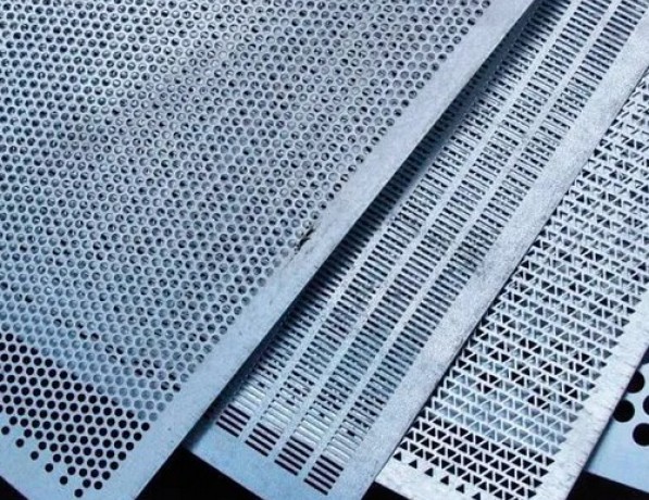 Лист перфорированный нержавеющий Rg AISI 202 0,55 мм ТУ 25.11.23-002-23083253-2017 фото