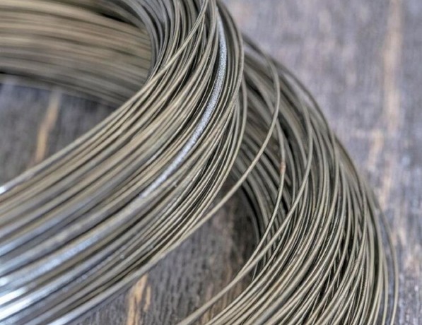 Проволока конструкционная Ст20 0,67 мм ГОСТ 1050-2013 фото