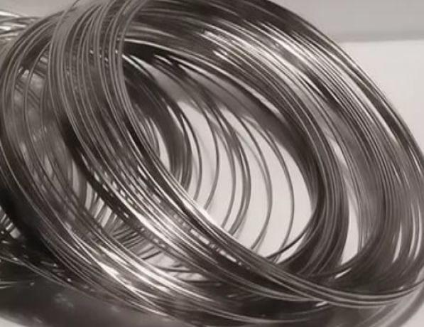 Проволока титановая сварочная ВТ1-00 3,5 мм ОСТ 1 90015-77 фото