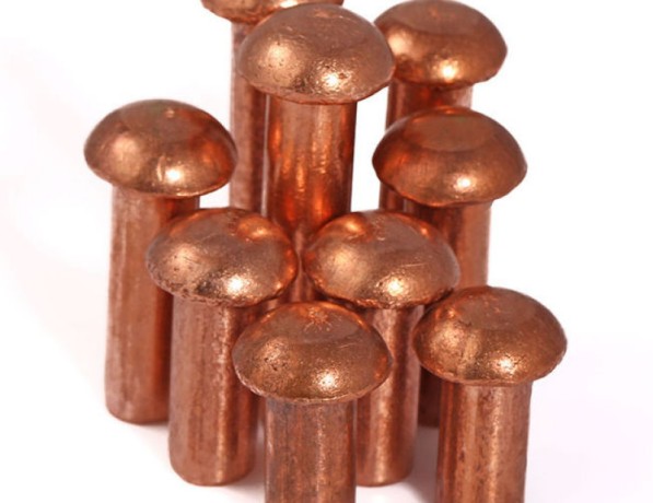 Заклепка медная круглая вытяжная М3 1,4х8 мм ГОСТ 12639-80 фото